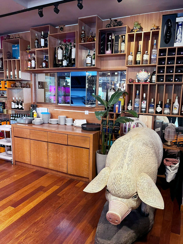 “Bavarian Bierhaus: Laid-Back Haven for Authentic German Flavors”