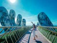 สะพานมือ (Golden Bridge) ที่บานาฮิลส์ 