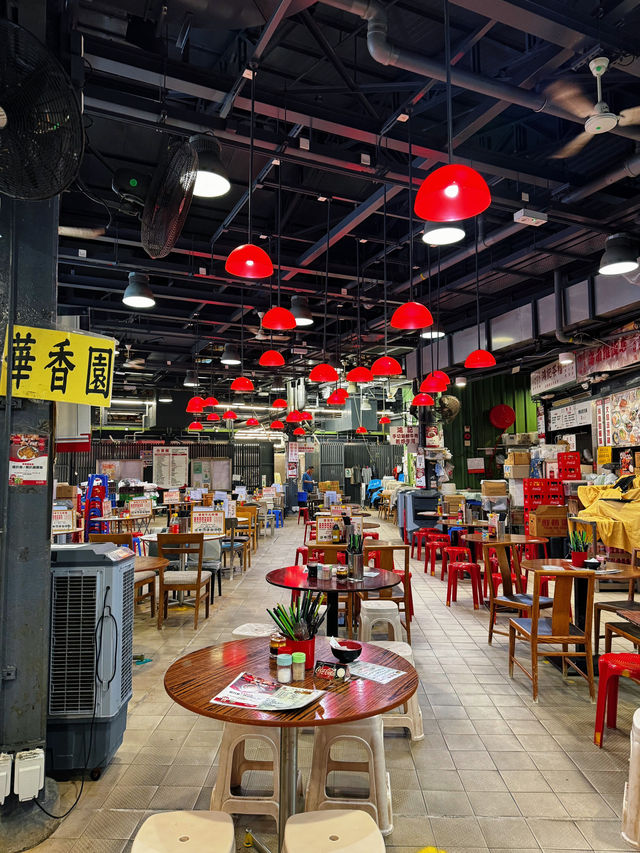 Wah Heung Yeun ร้านข้าวหมูทอดคุณลุง