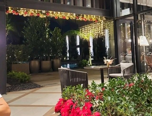 Colonial Elegance and Island Serenity – A Hidden Gem at The Barracks Hotel Sentosa