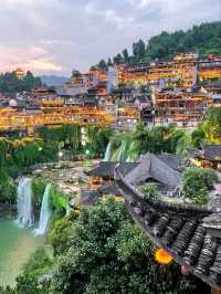 “The Luminous Waterfall of Hibiscus Town”