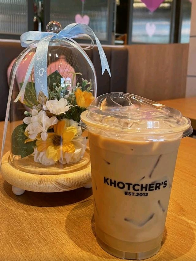 Khotcher's Cafe คาเฟ่ปากเกร็ด นนทบุรี