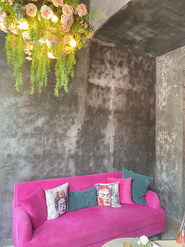 Lady Buddha Cafe & Bistro คาเฟ่สายสเปเชียลตี้ 