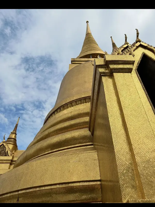 觸動泰國心靈之旅:玉佛寺