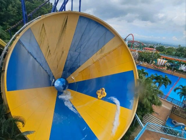 南台灣最強水世界！劍湖山水樂園夏季開玩啦🌞🌊🎢