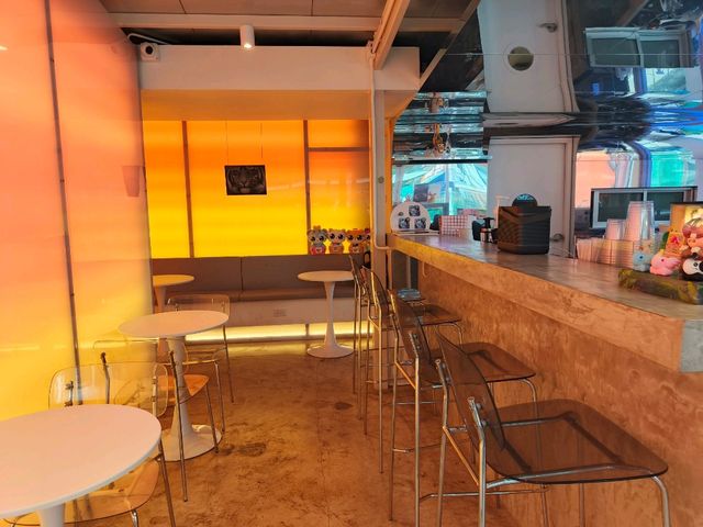 qool cafe