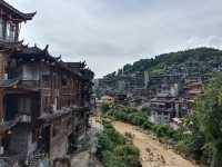 ล่องน้ำชมเมืองเก่า…ฟูหรงเจิ้น 🏯