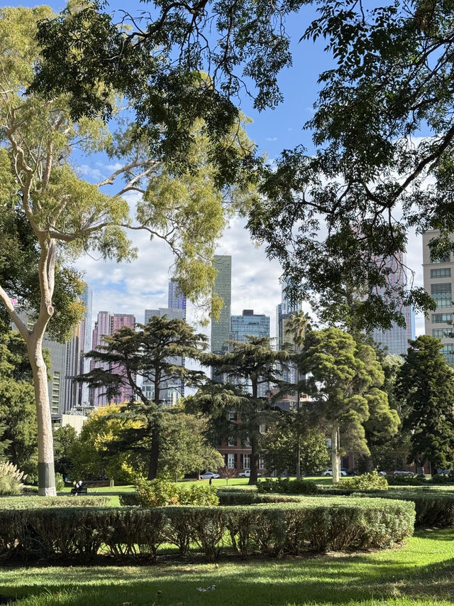 【Carlton Gardens｜墨爾本的歐式綠肺】