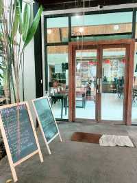 Avalon คาเฟ่สุดชิค
