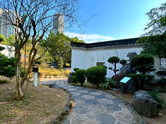 Garden of Four Seasons: A Symphony of Chinese Architecture in Kowloon Walled City Park