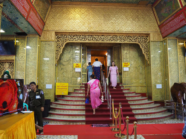  The Sacred Heart of Yangon: Bo Ta Htaung Pagoda