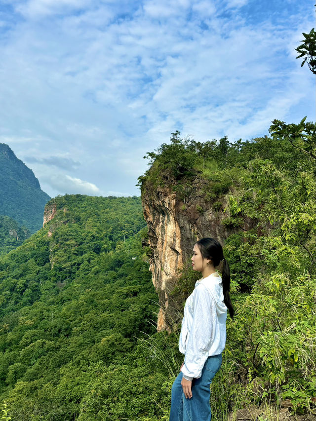 จอมทอง : สูดโอโซน ชมธรรมชาติ