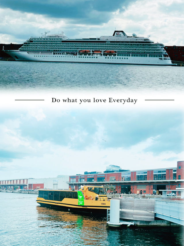Water bus in Copenhagen 