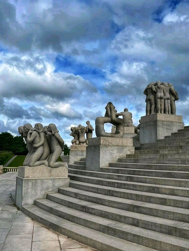 🎨 A Walk Through Art and Humanity – Vigeland Sculpture Park
