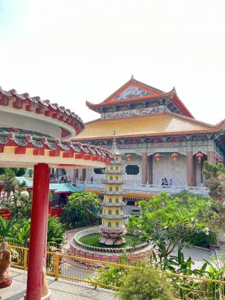 Penang's Largest Buddhist Temple: Kek Lok Si Temple