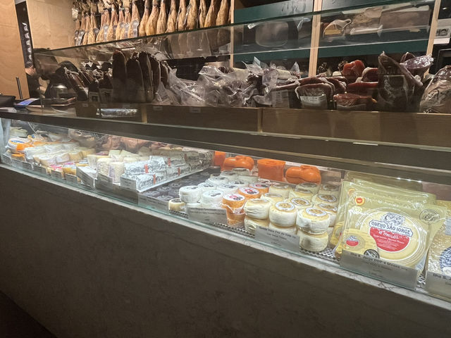 【🇵🇹ポルトガル】リスボンで食事に迷ったらここへ! 【🇵🇹ポルトガル】リスボンで食事に迷ったらここへ!