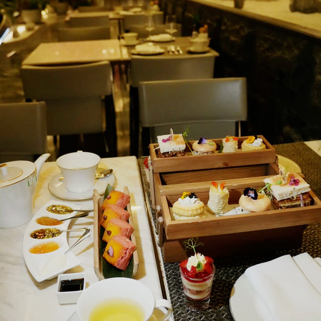 Quiet Precision & Culinary Grace