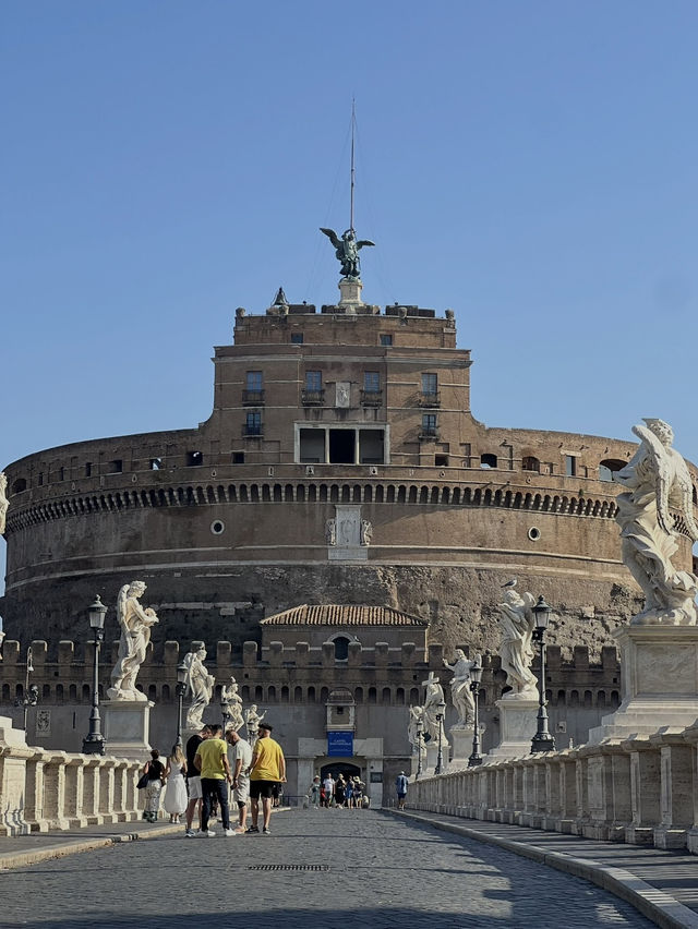 산탄젤로 다리에서 만난 로마의 천사의 성