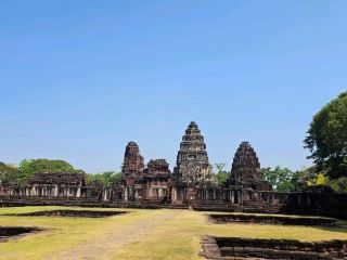 Traveling in Korat.