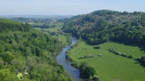 A Super Underrated Sky-High Photo Spot — Symonds Yat Rock Viewpoint. — traveler post in Hereford