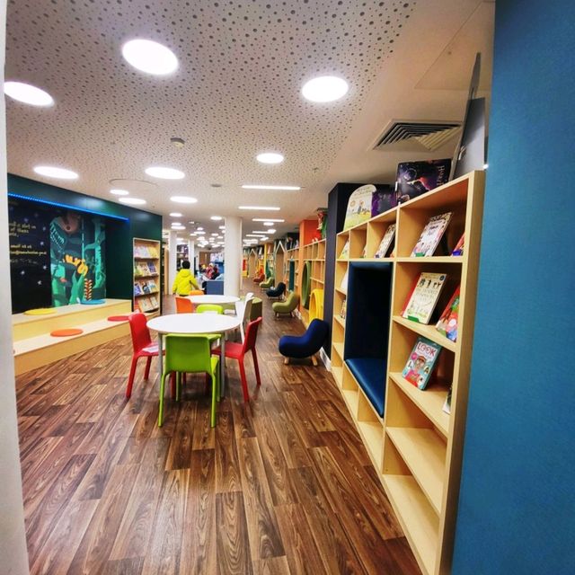 📗知識的寶庫📚Manchester Central Library
