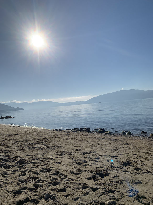 RED SKYS AND CLEAR SEAS 🇦🇱