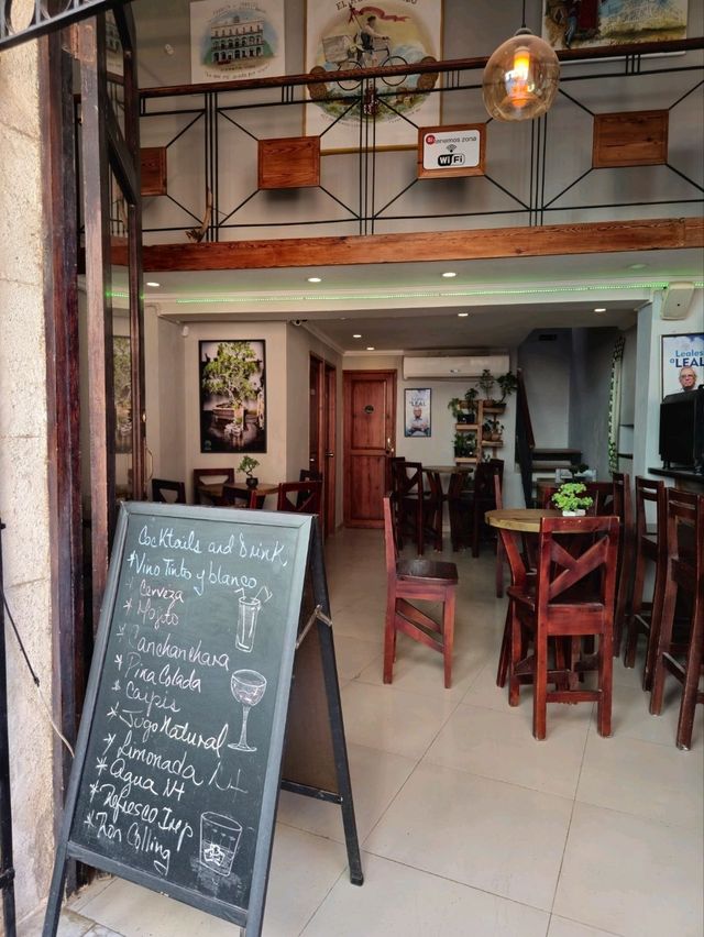 해외여행 올드하바나 올드스퀘어 카페 La Casa del Bonsái