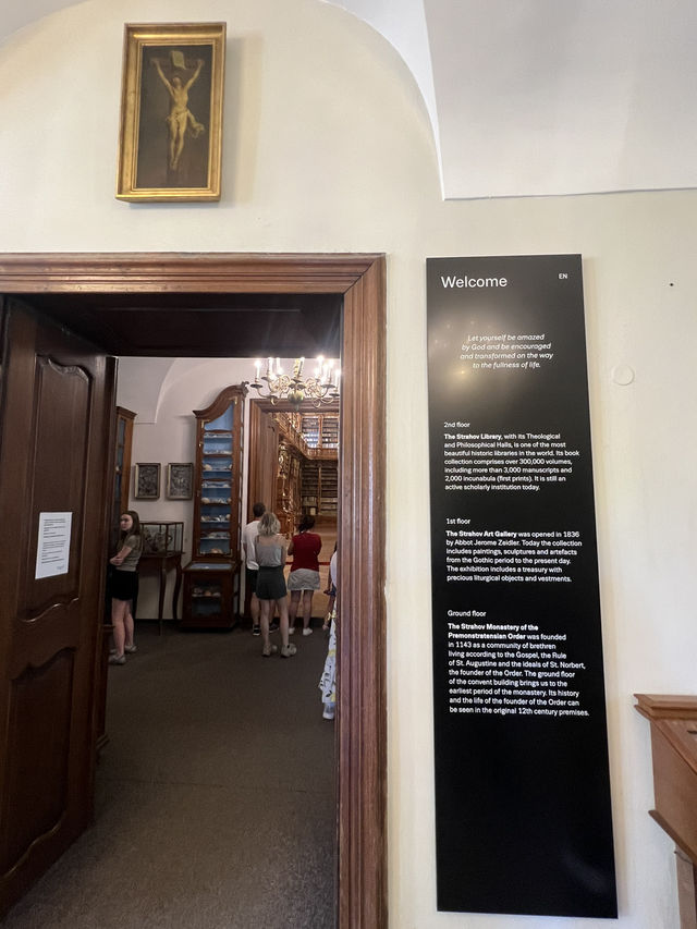 【🇨🇿チェコ】プラハで出会った秘密の書庫