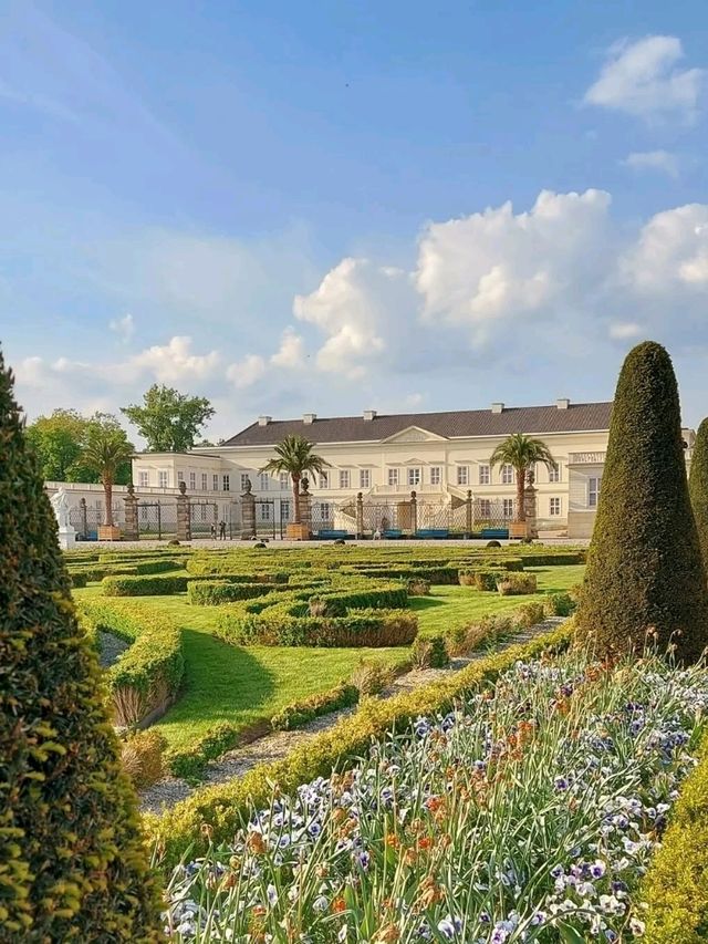 🌳 Hanover: Where Royal Gardens Meet Modern Rhythm 