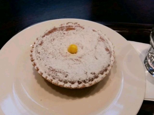 ร้านขนมหวานเก่าแก่ของสวิตเซอร์แลนด์
