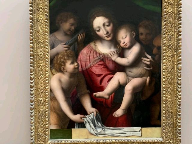 🎨 Top 10 Louvre Attractions + Spooky Halloween Vibes! 👻