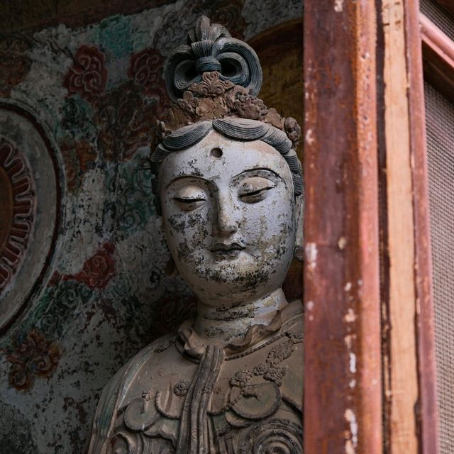 The Many Faces of Chinese Grottoes 🕍🇨🇳