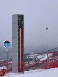 在富龍滑雪場的零下20°滑雪開板體驗，是一場冰雪奇緣