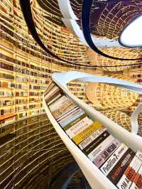 深圳首發新進潮流書店