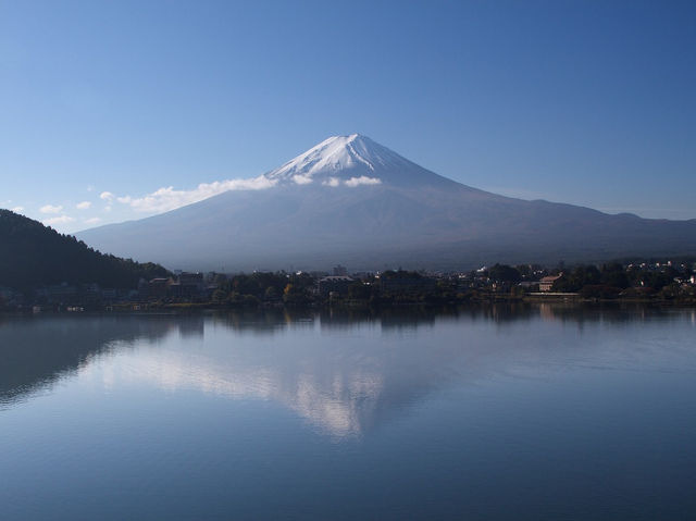 「富士山：夏冬遊，美食，感受日本精神之旅」