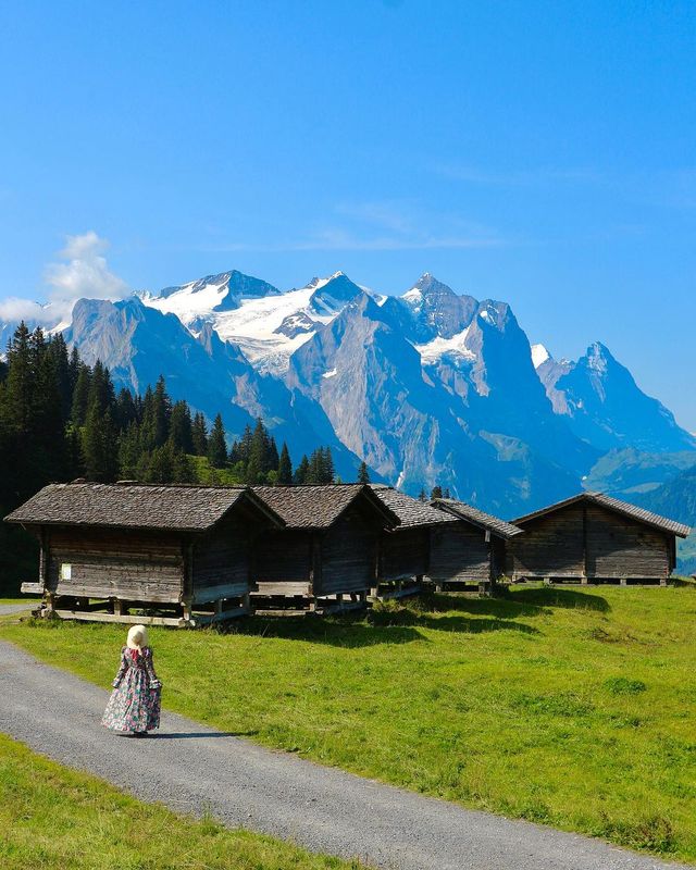 Switzerland's Splendid Secrets: A 10-Stop Journey through Alpine Beauty 🇨🇭✨