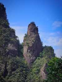 在「低配版黄山」獲得高配遊山體驗