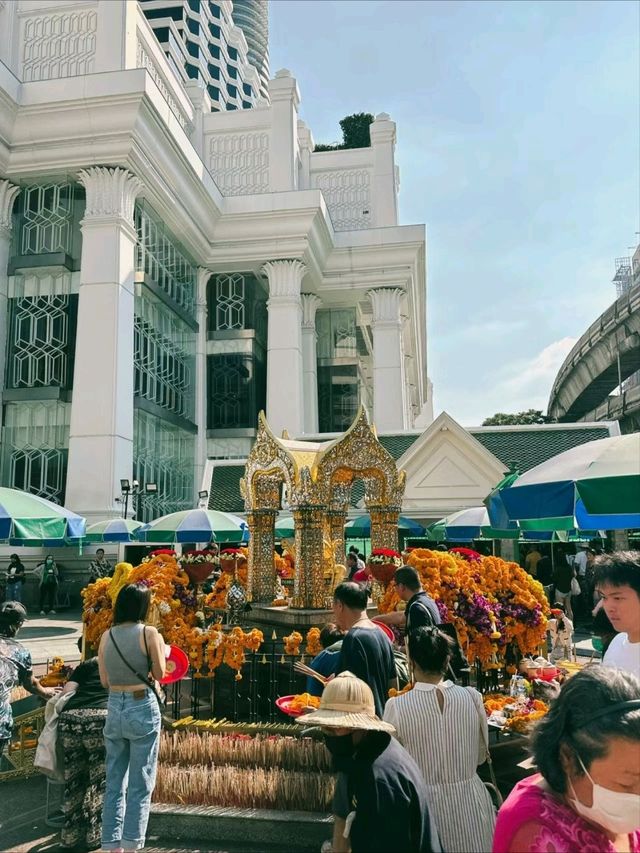 Erawan Shrine Bangkok Thailand 🇹🇭