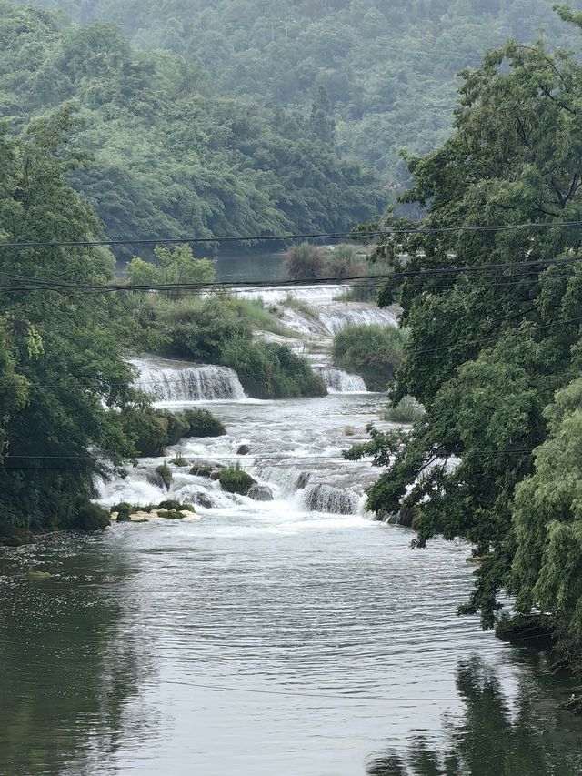 陡坡塘瀑布