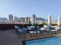 青島奇遇記，曜石X酒店裡的浪漫邂逅