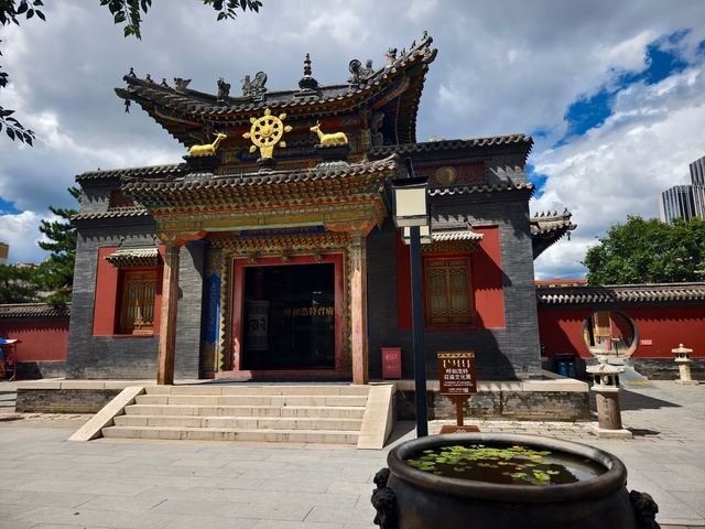 呼和浩特必打卡-金剛座舍利寶塔