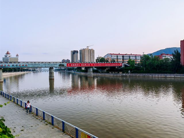 張家口市。