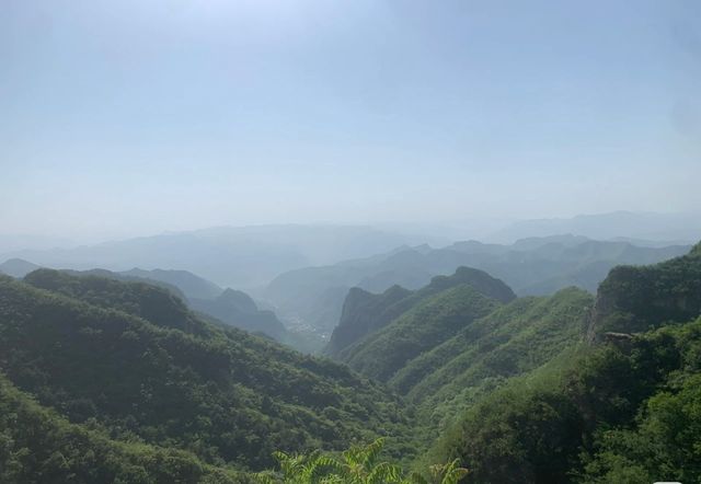 最適合自駕遊的景點之一爐峰山。