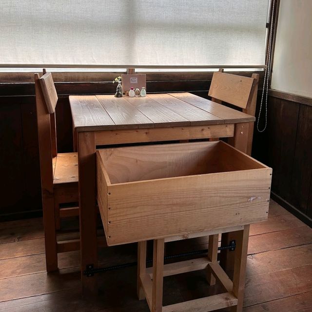 A popular cafe restaurant