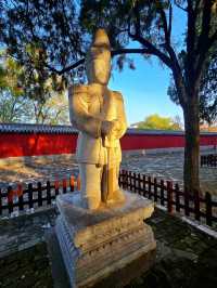 洹水河畔總統墓：袁林。