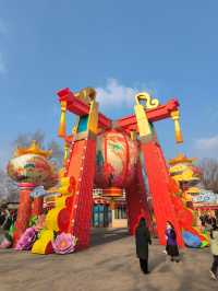 逛廟會賞花燈巡遊打鐵花｜石景山遊樂園