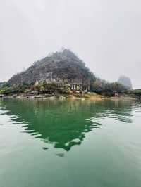 暴雨中的桂林象鼻山 兩江四湖