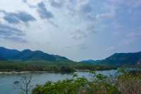《海闊天空》響起時，我在棋子灣遇見了自由