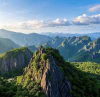探索越南河江同文岩石高原，領略壯美奇觀