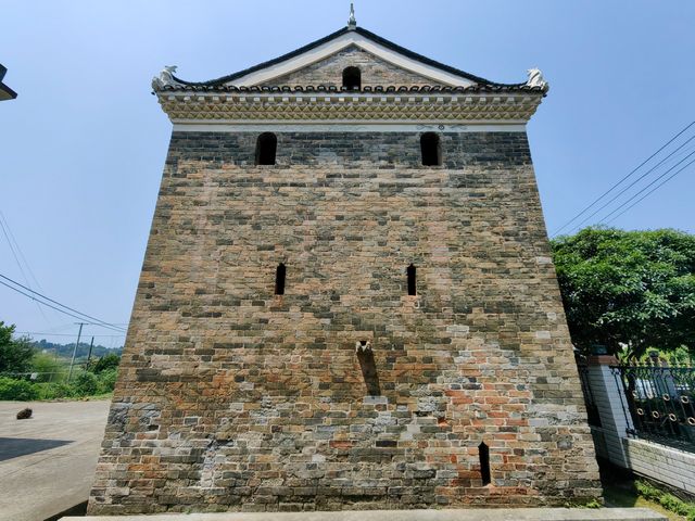 湖南衡山柏樹村保家樓